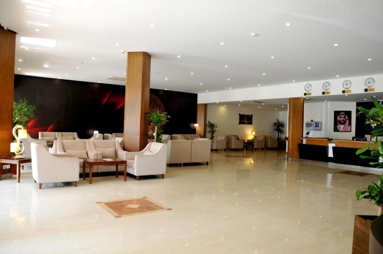 Hotel Di-Palace Riaad Buitenkant foto