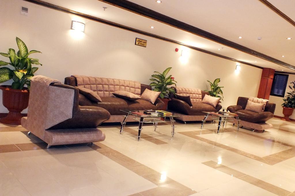 Hotel Di-Palace Riaad Buitenkant foto